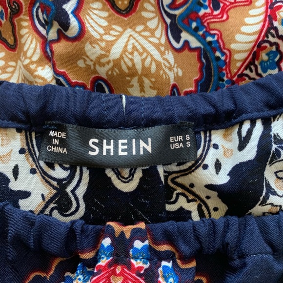 Sleeveless Ruffle Romper with Pockets - Picture 5 of 6